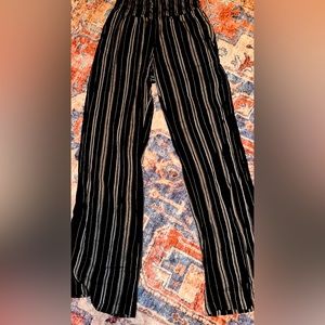 Buckle Billabong wide leg pants